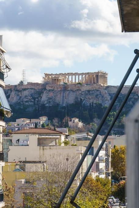4 Family And Friends - Acropolis View Lejlighed Athen Eksteriør billede